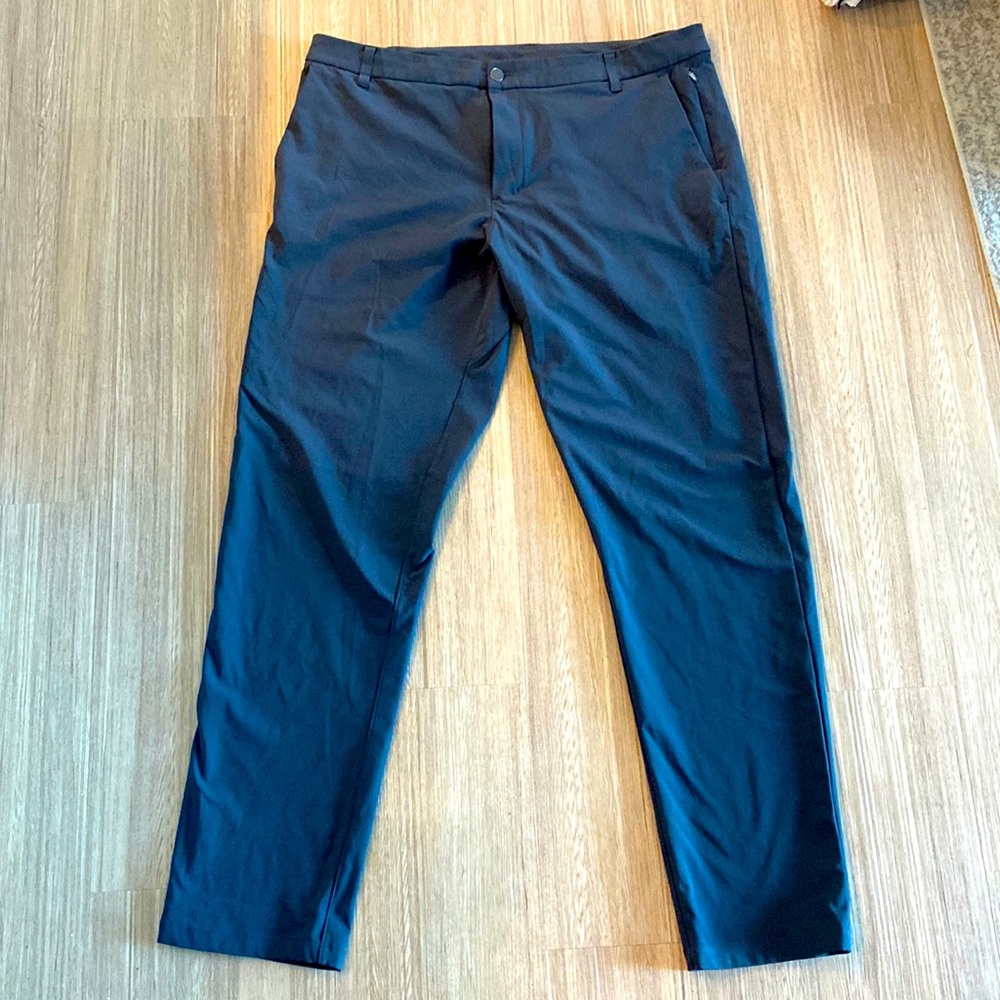 Lululemon Men’s Commission Classic-Fit Pant Warpstreme